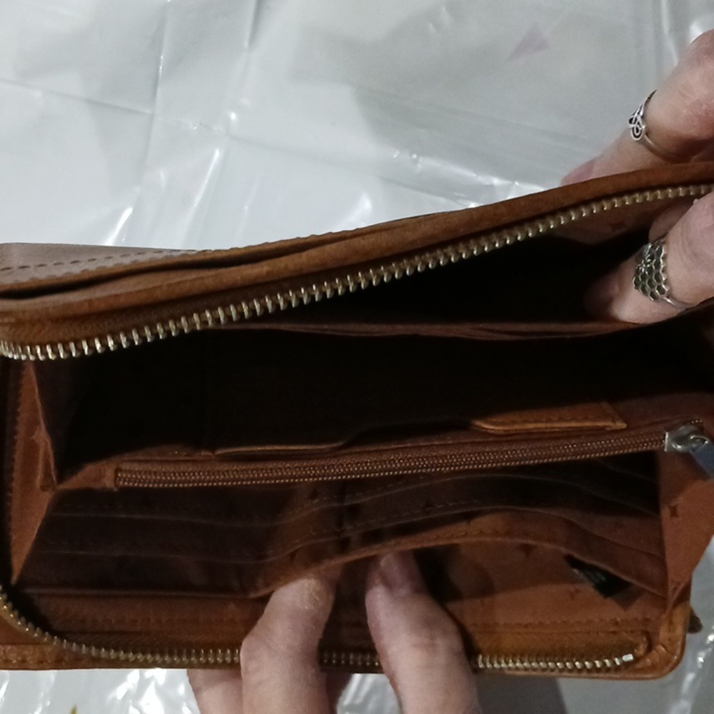 Wallet - Picture 5 of 7